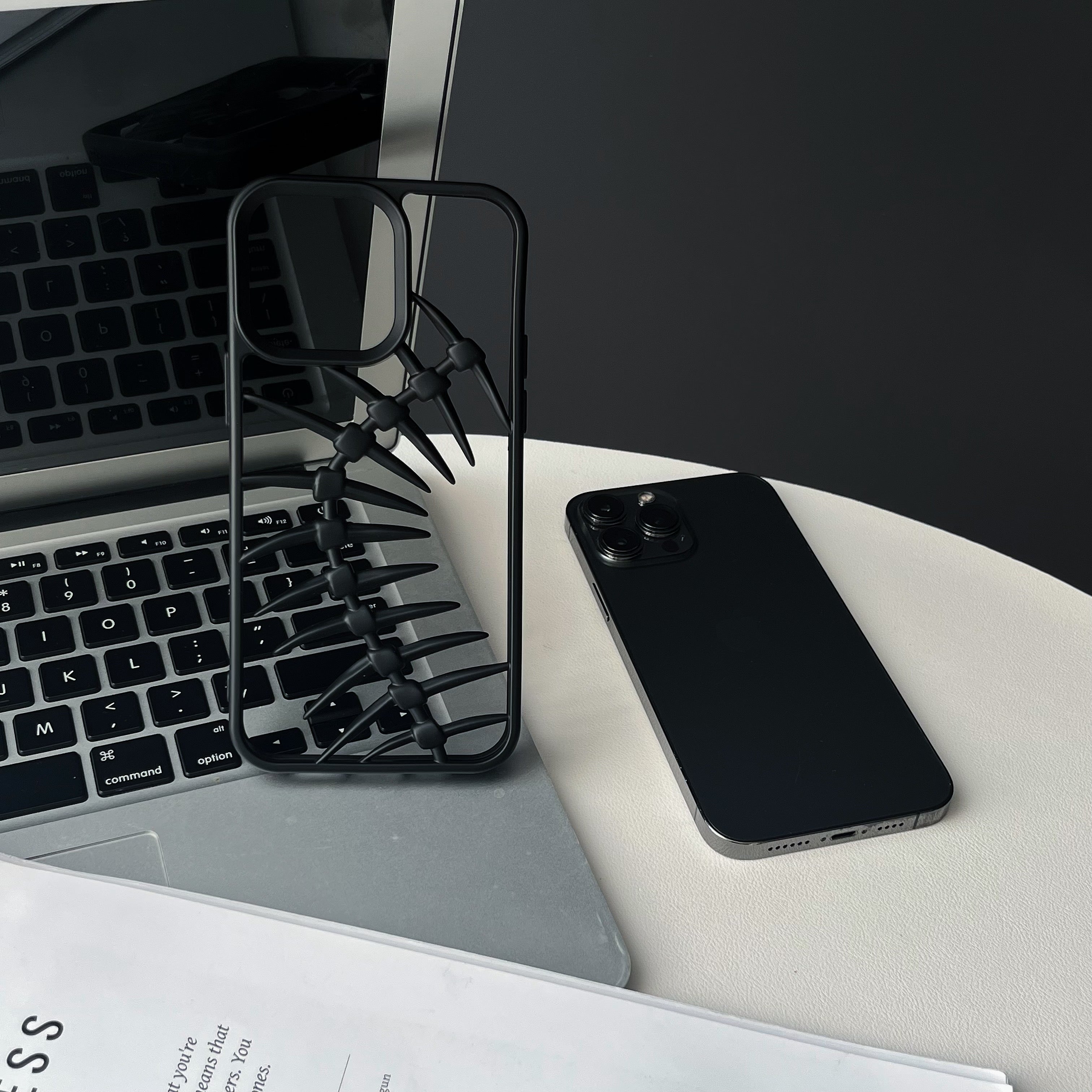 3D Spine Design Case For iPhone