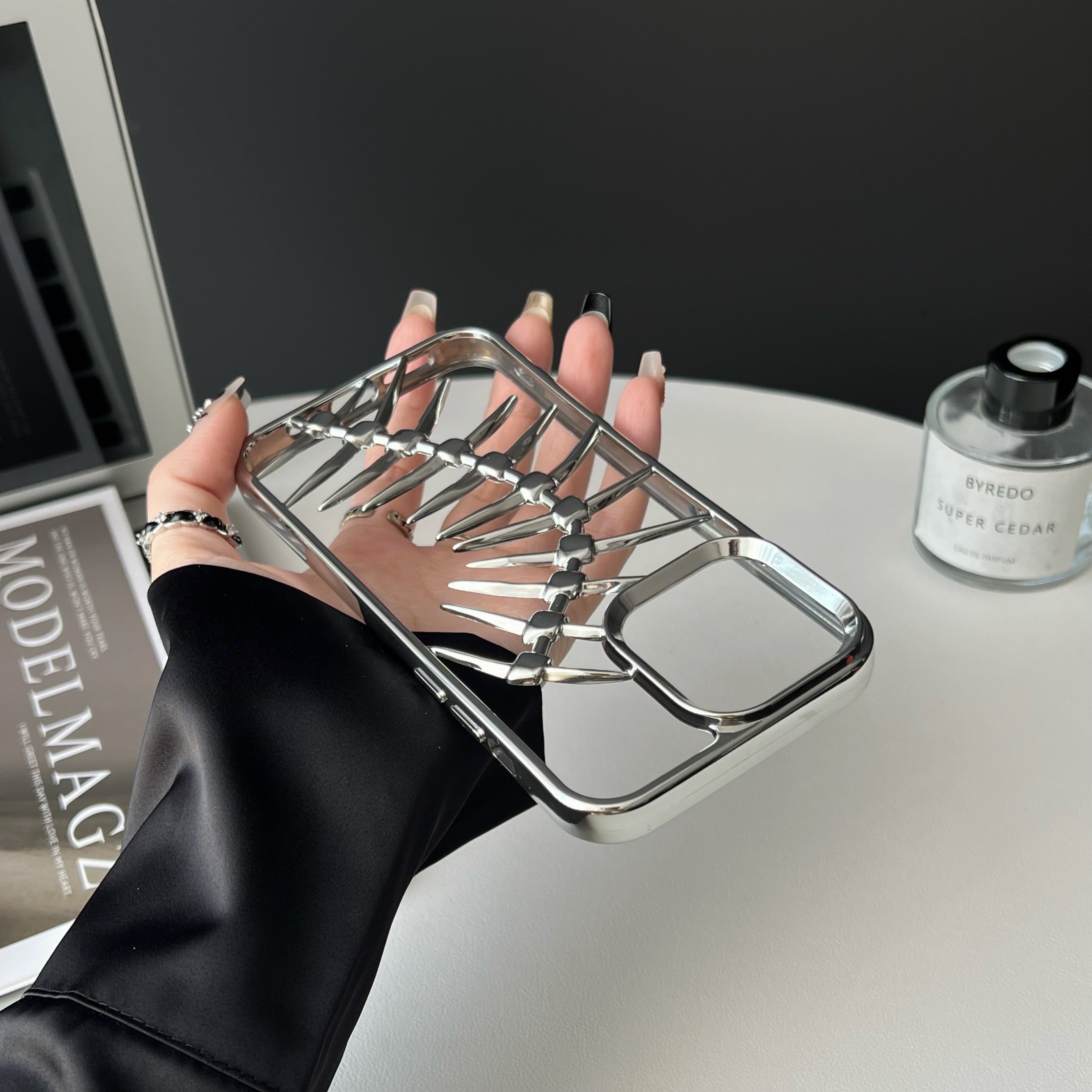 3D Spine Design Case For iPhone