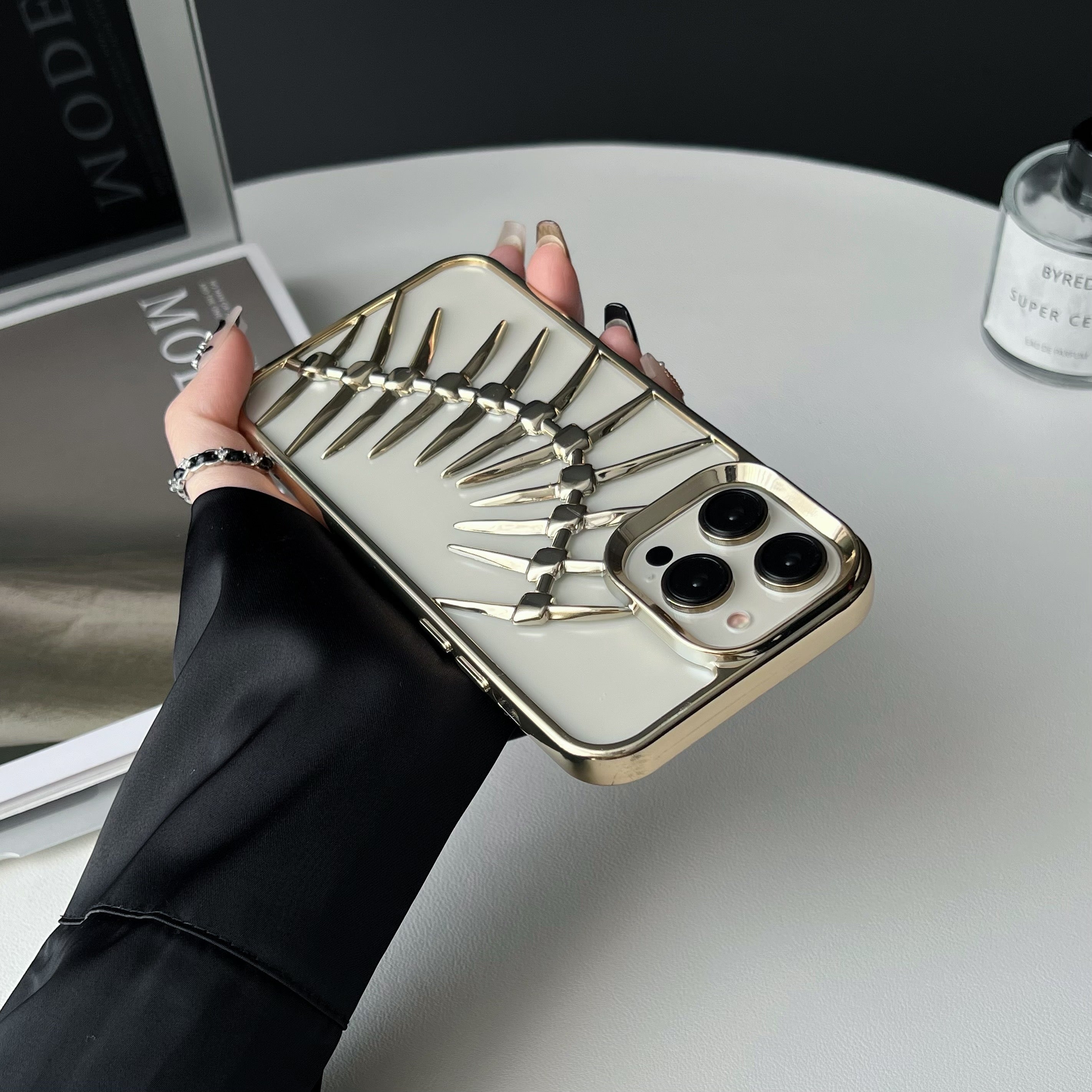 3D Spine Design Case For iPhone