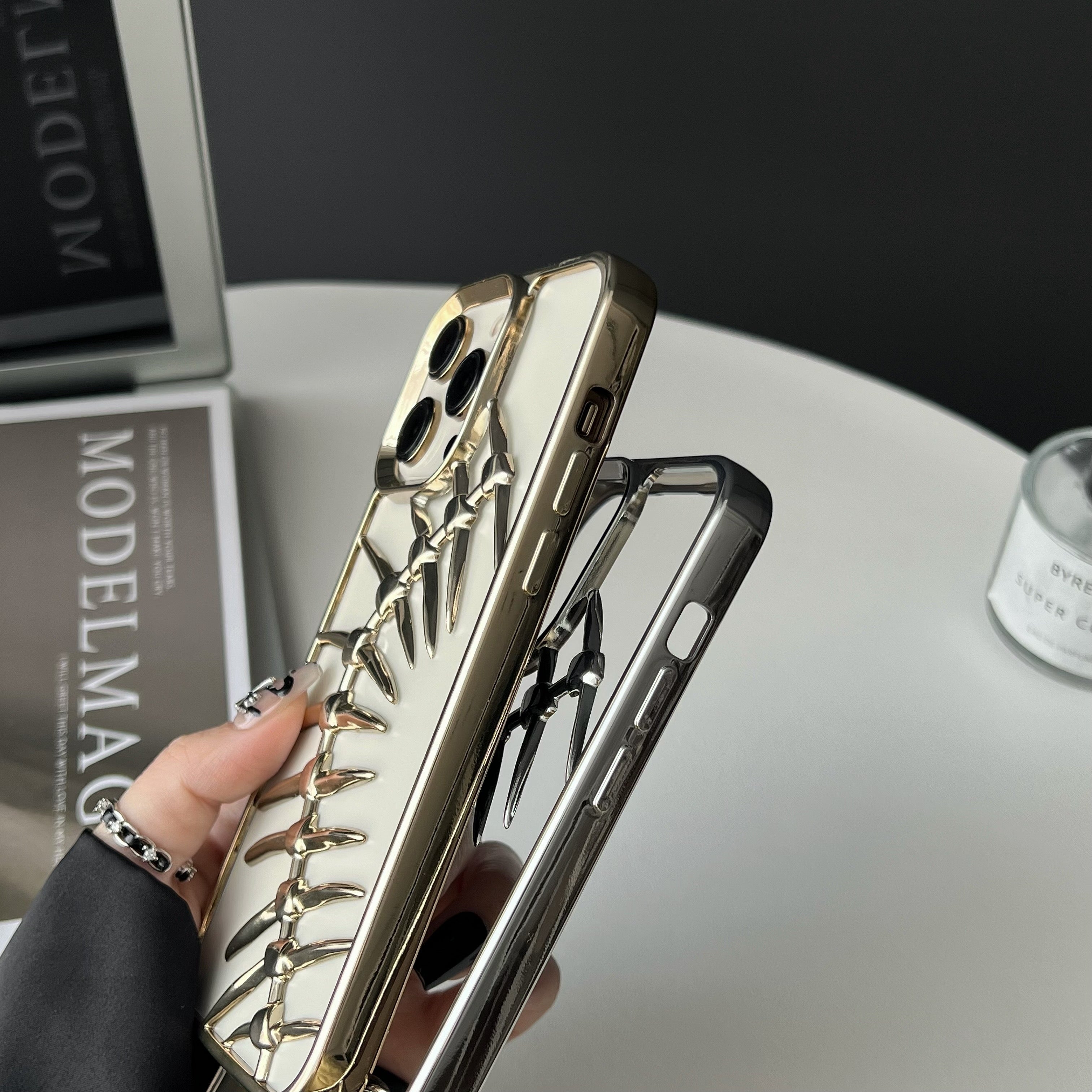 3D Spine Design Case For iPhone