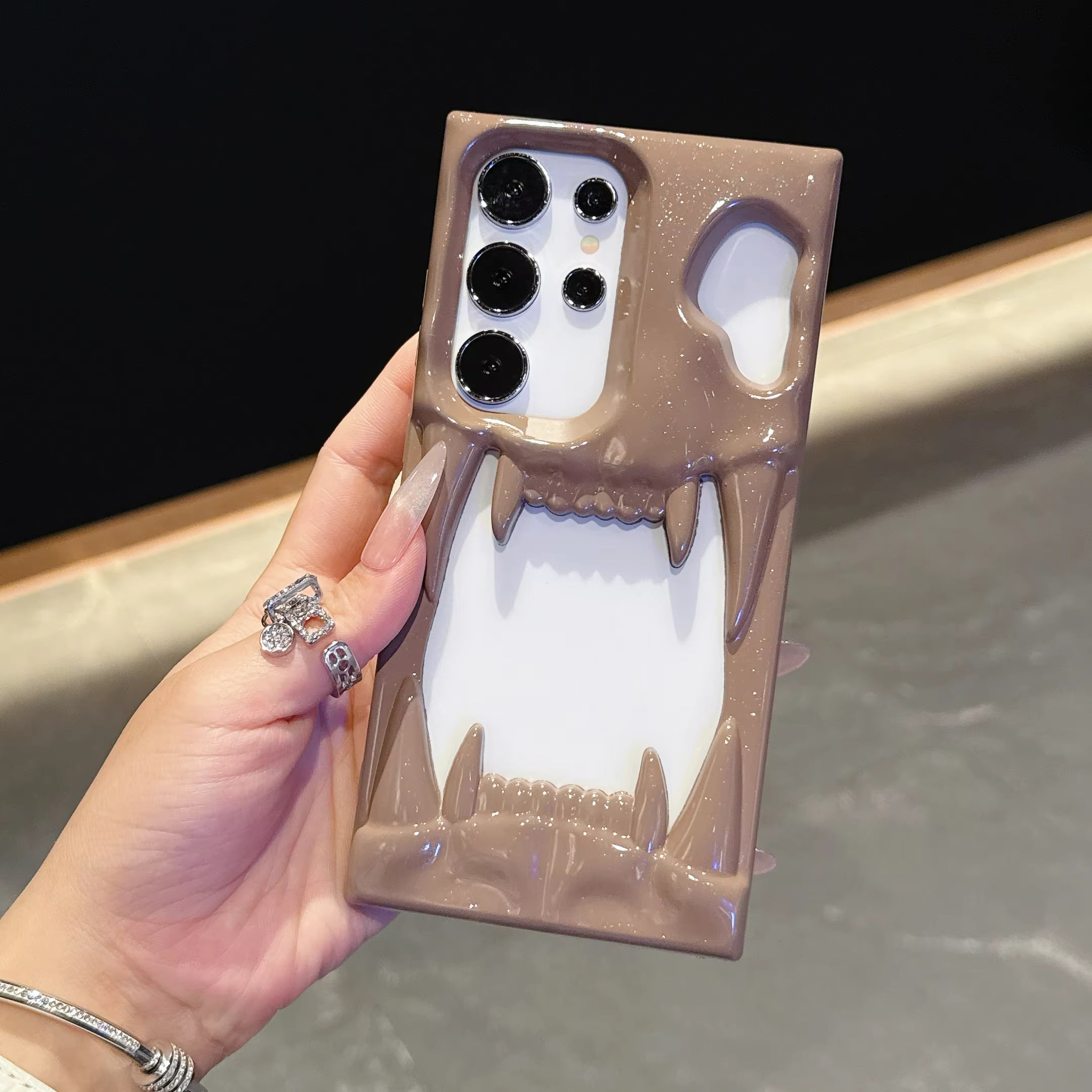 Hollow TigerTeeth Design Case For Samsung