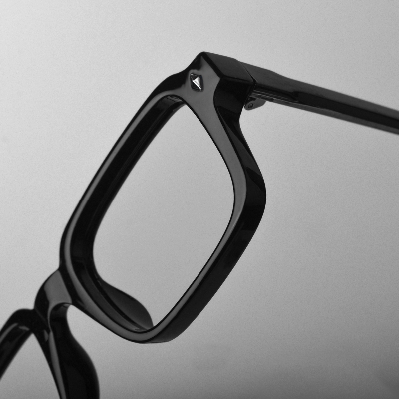 SimpleSquare Eyeglasses By Auriglo