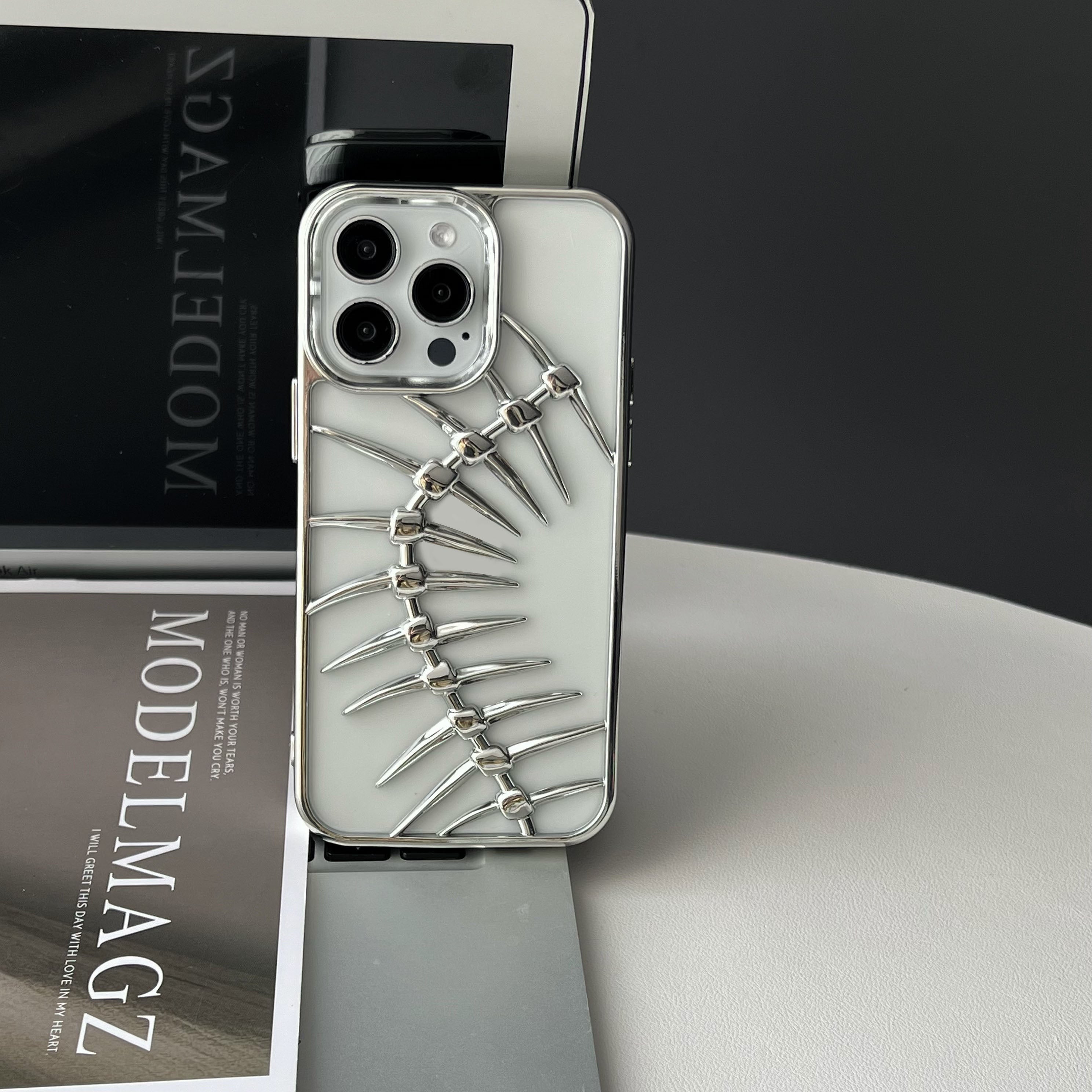 3D Spine Design Case For iPhone