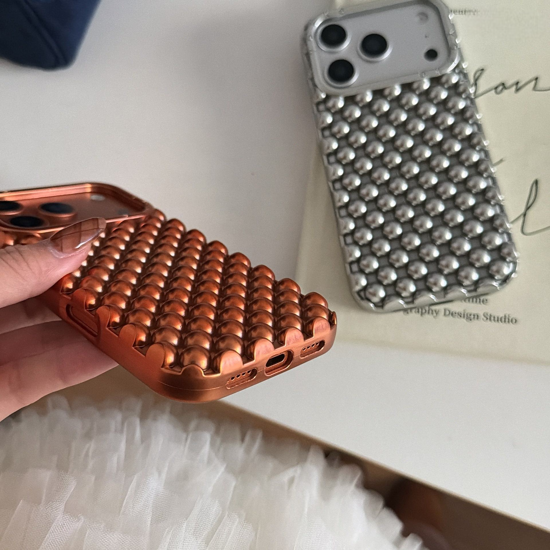 BeadsSphere Hollow Case For iPhone
