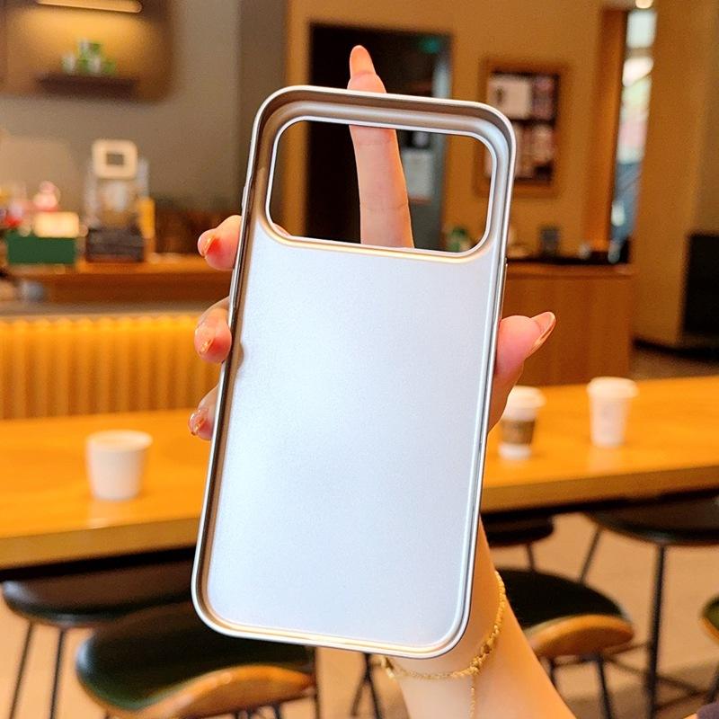 Metal Clad Pattern Case For iPhone