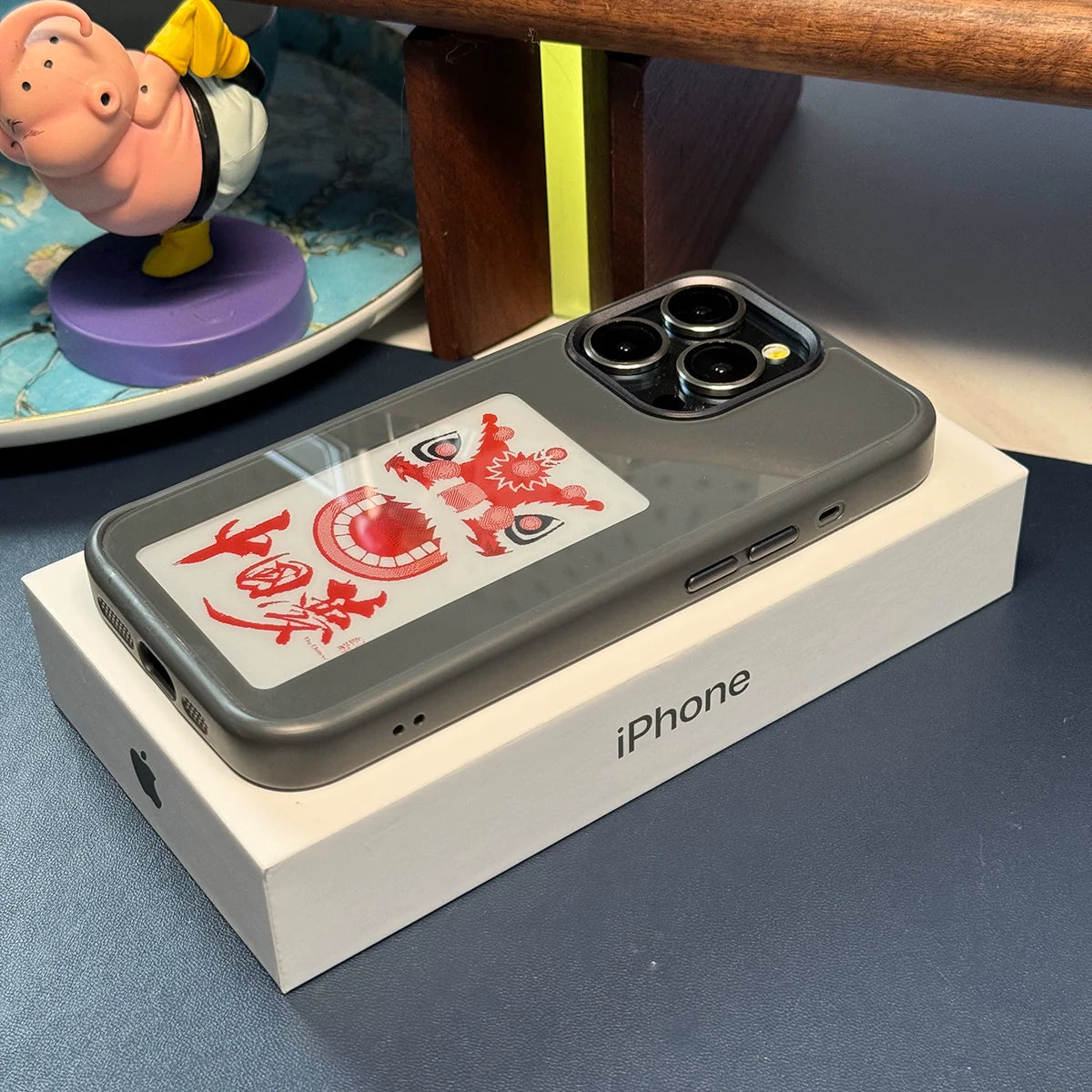 Smart DIY Magic iPhone Cover E Ink Technology - NFC Enabled