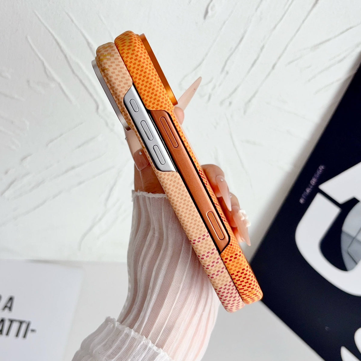 Textured Colour Magnetic Carbon Fiber Case for iPhone