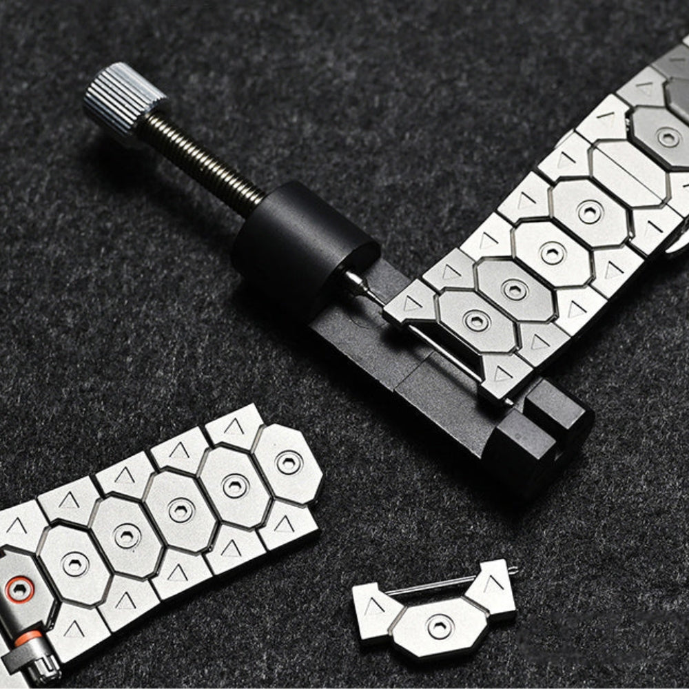 Tactical Style Titan Stainless Steel Fashion Bracelet for Apple Watch