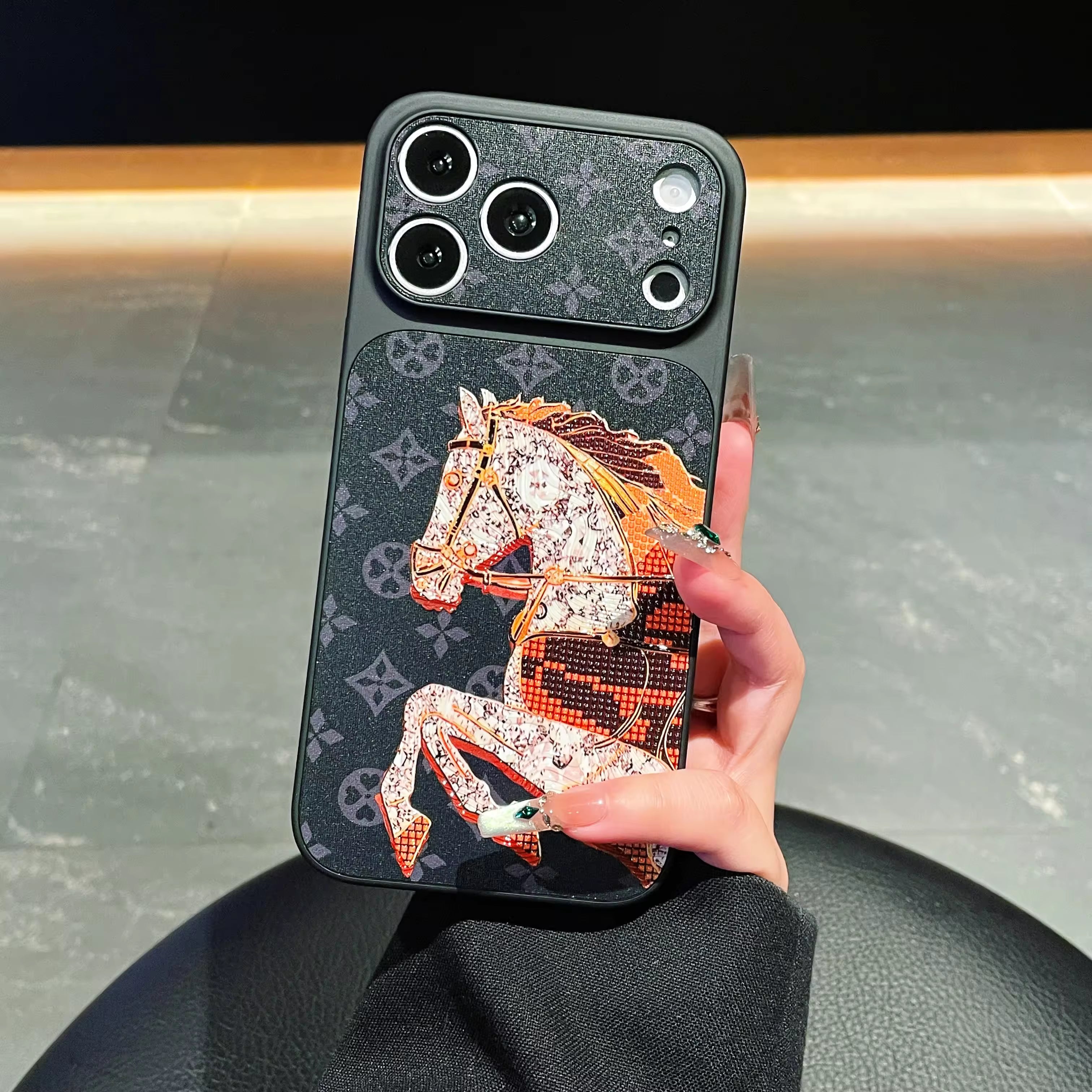 Luxury HorseArt Case For iPhone
