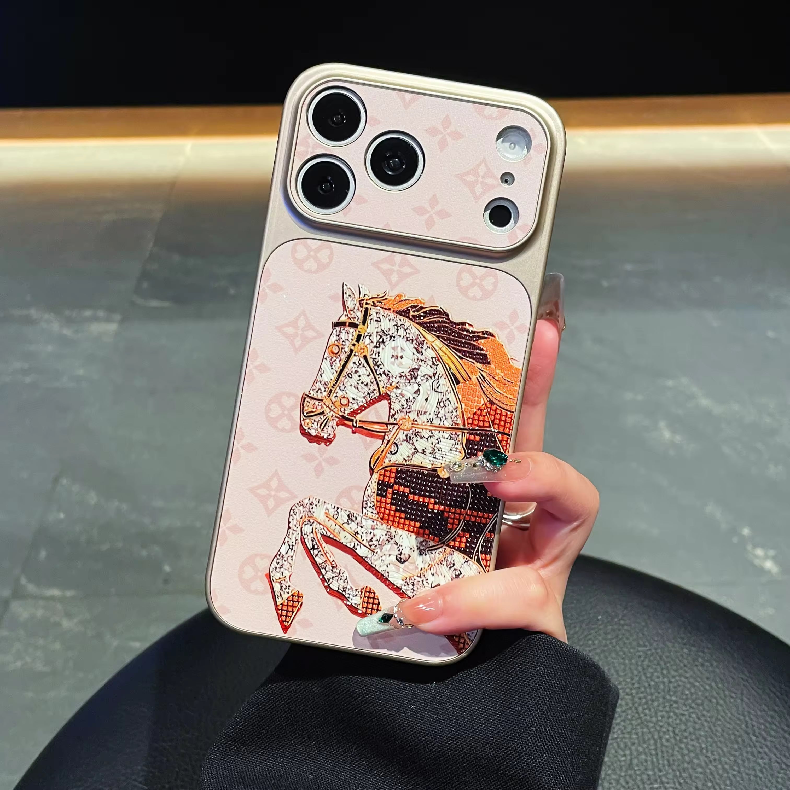 Luxury HorseArt Case For iPhone